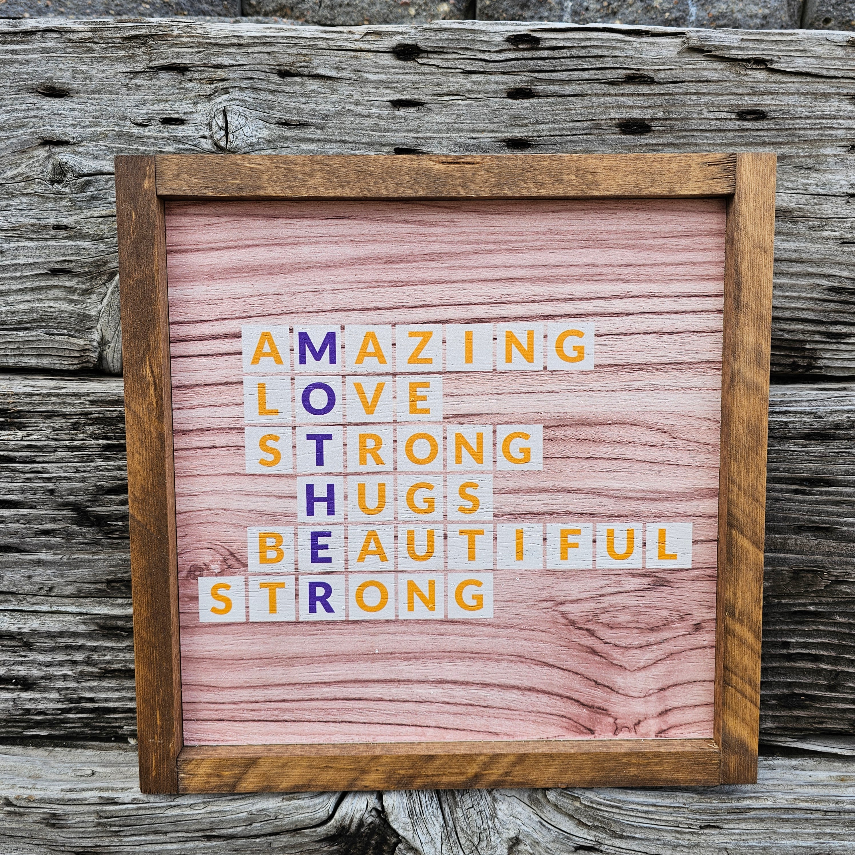 Mom crossword Sign - Rustiva