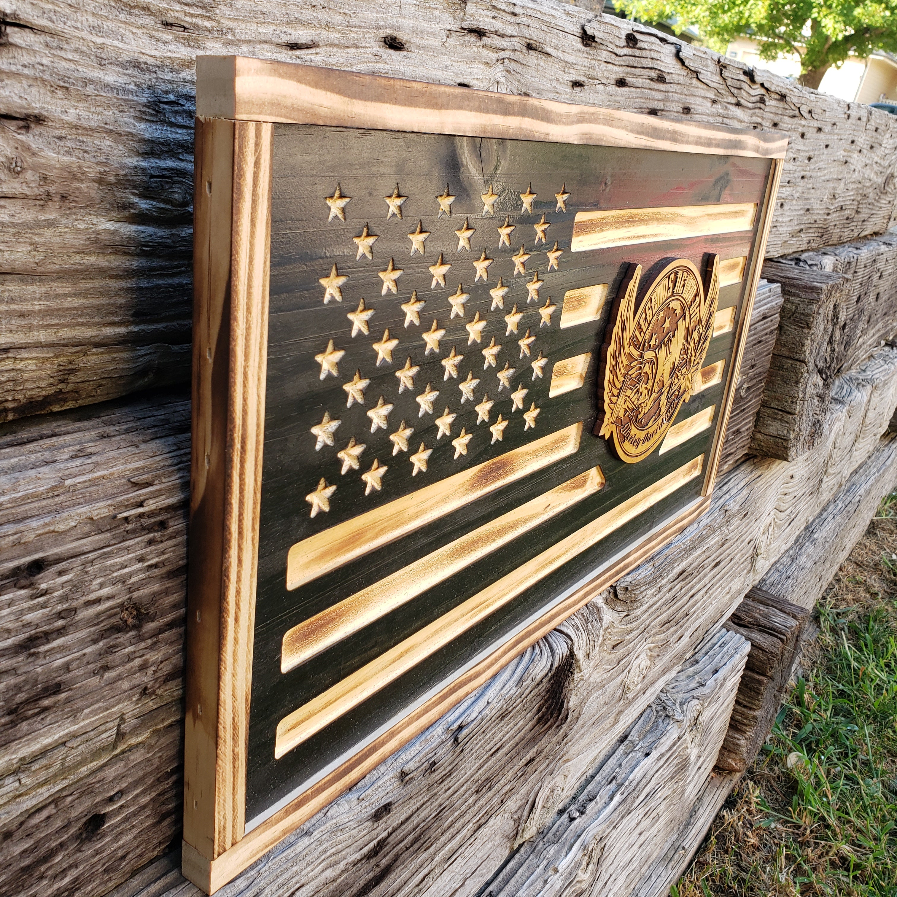 Rustic Wooden Flag - 3D Harley Davidson Skull Legends never Die! - Semper-KIK
