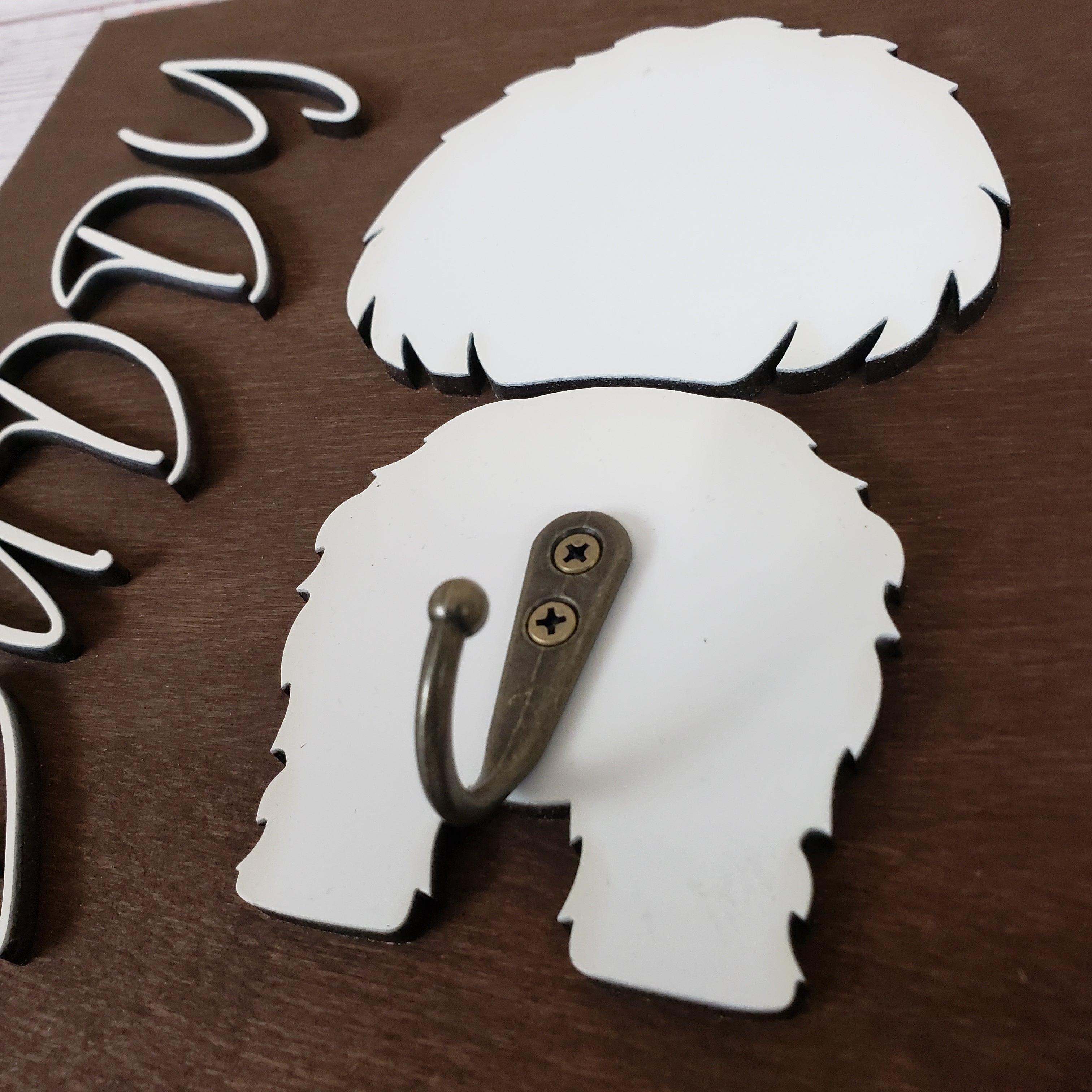 Personalized Dog Leash Holder For Wall - Dark Walnut base | White Dog and Name - Semper-KIK