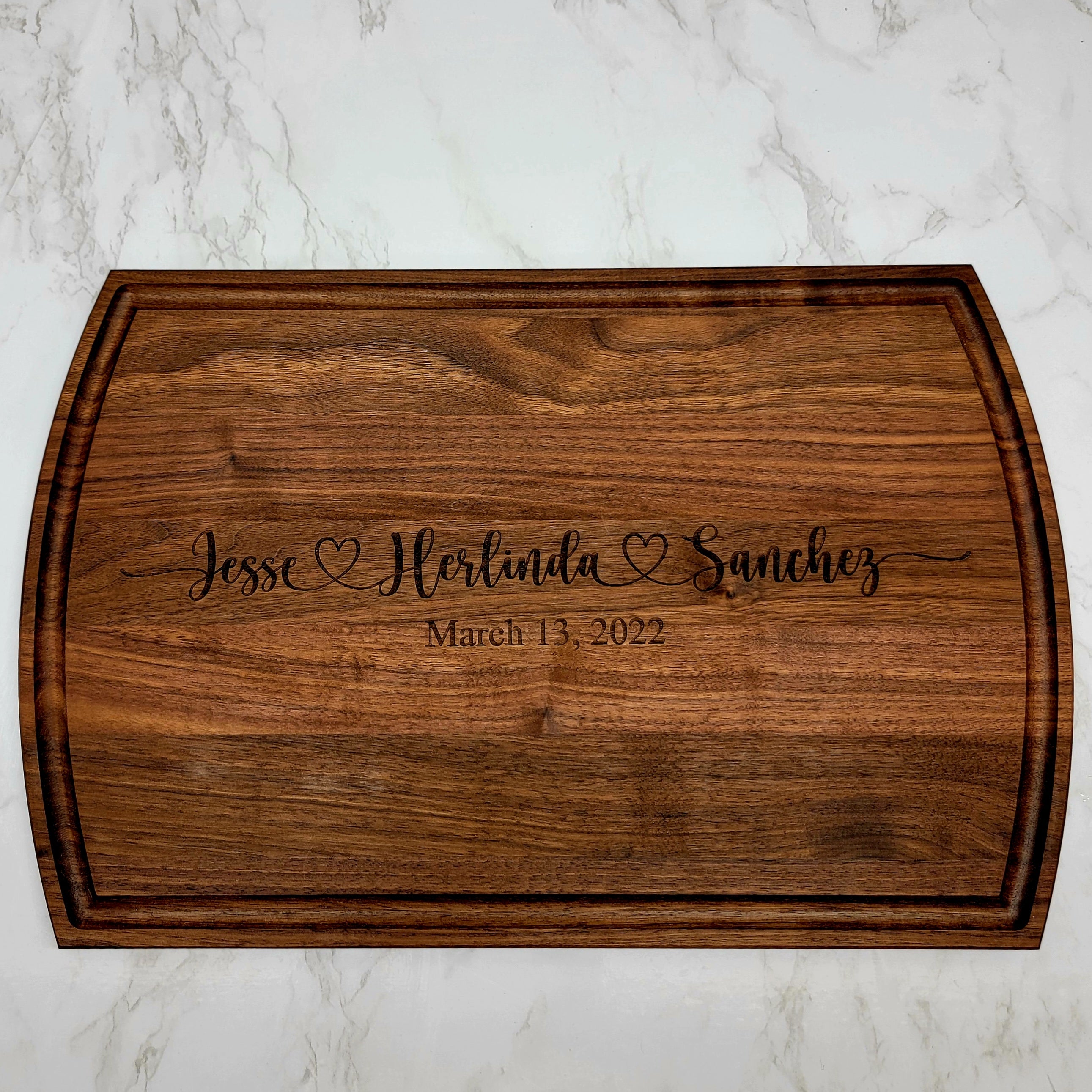 Personalized Walnut Cutting Board - 10.5"x16" - Semper-KIK
