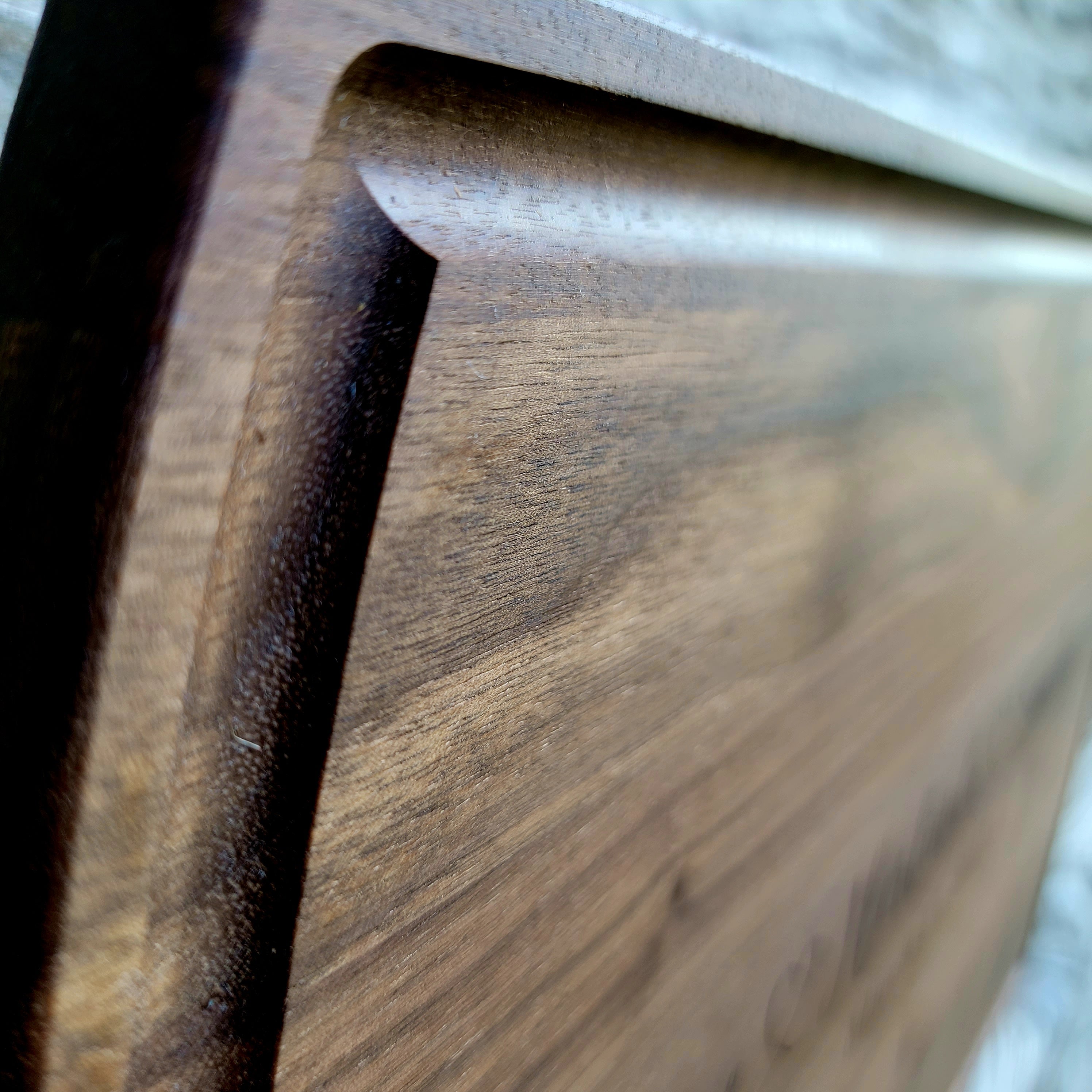 Personalized Walnut Cutting Board - 10.5"x16" - Semper-KIK