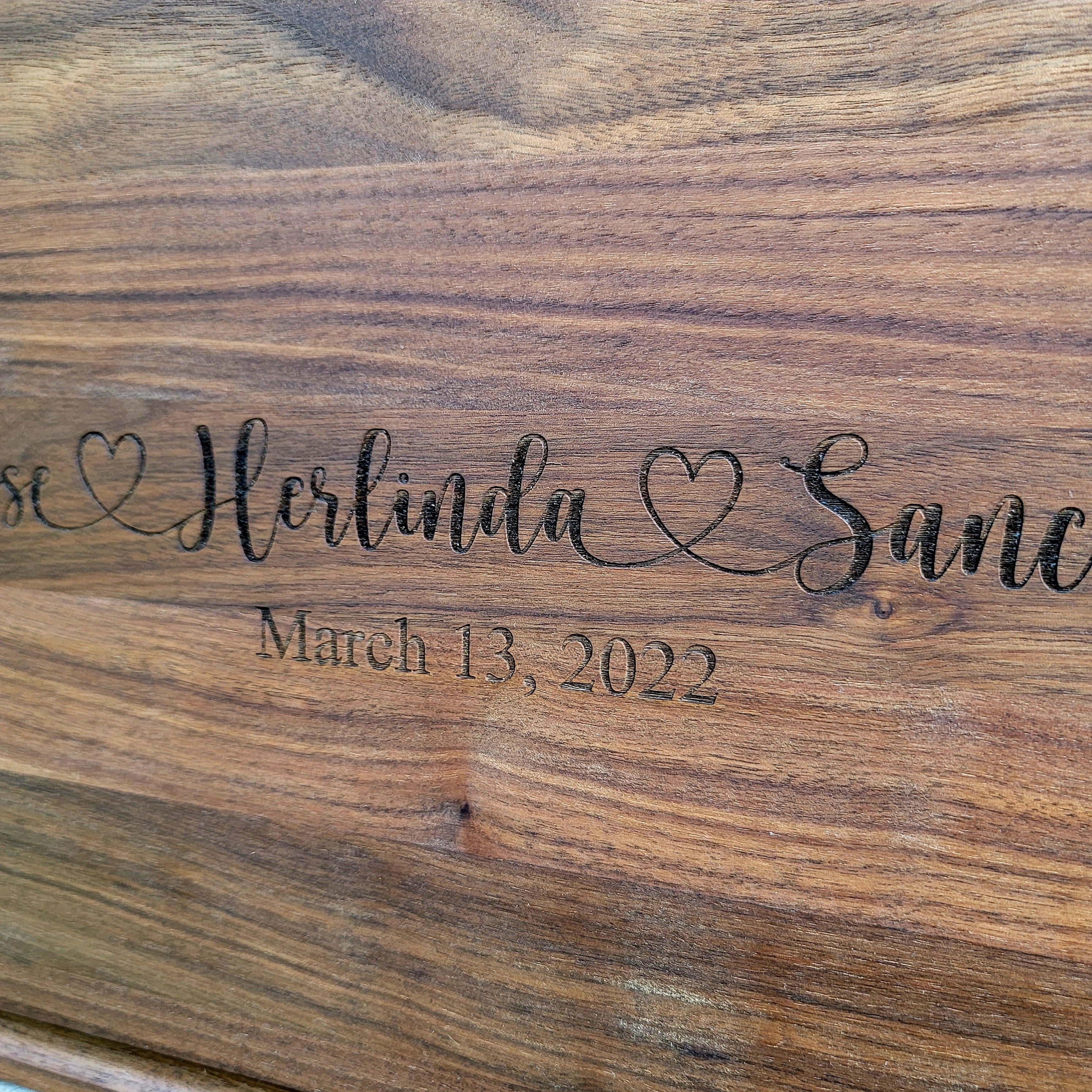 Personalized Walnut Cutting Board - 10.5"x16" - Semper-KIK