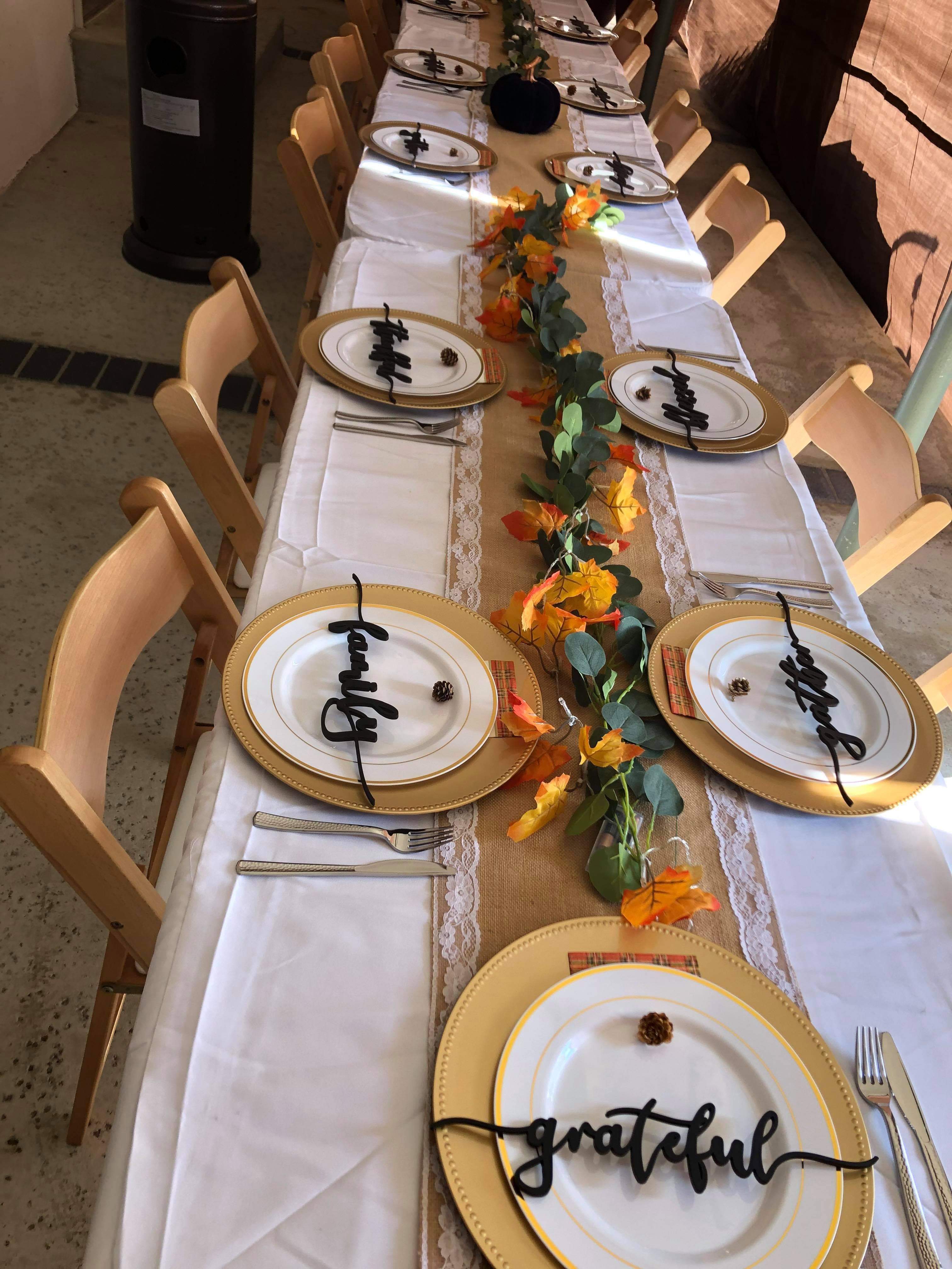 Custom table place setting words/ Place Settings/Thanksgiving place settings/Christmas place settings - Personalized Dinner Table - Semper-KIK