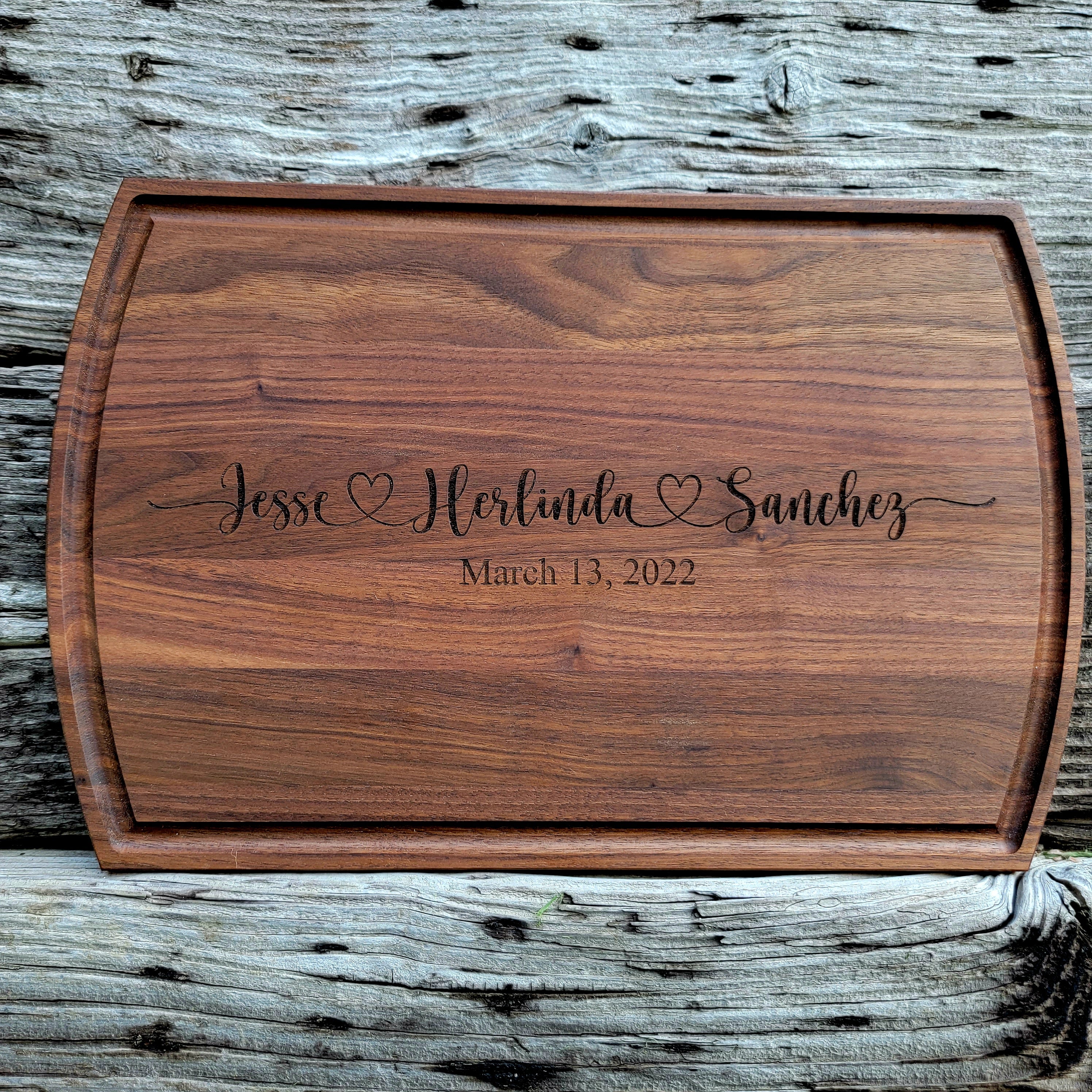 Personalized Walnut Cutting Board - 10.5"x16" - Semper-KIK